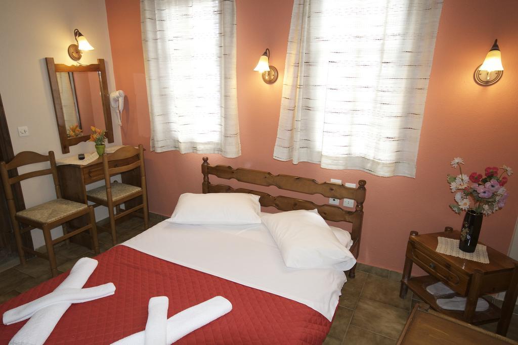 Ria Rooms キソス エクステリア 写真